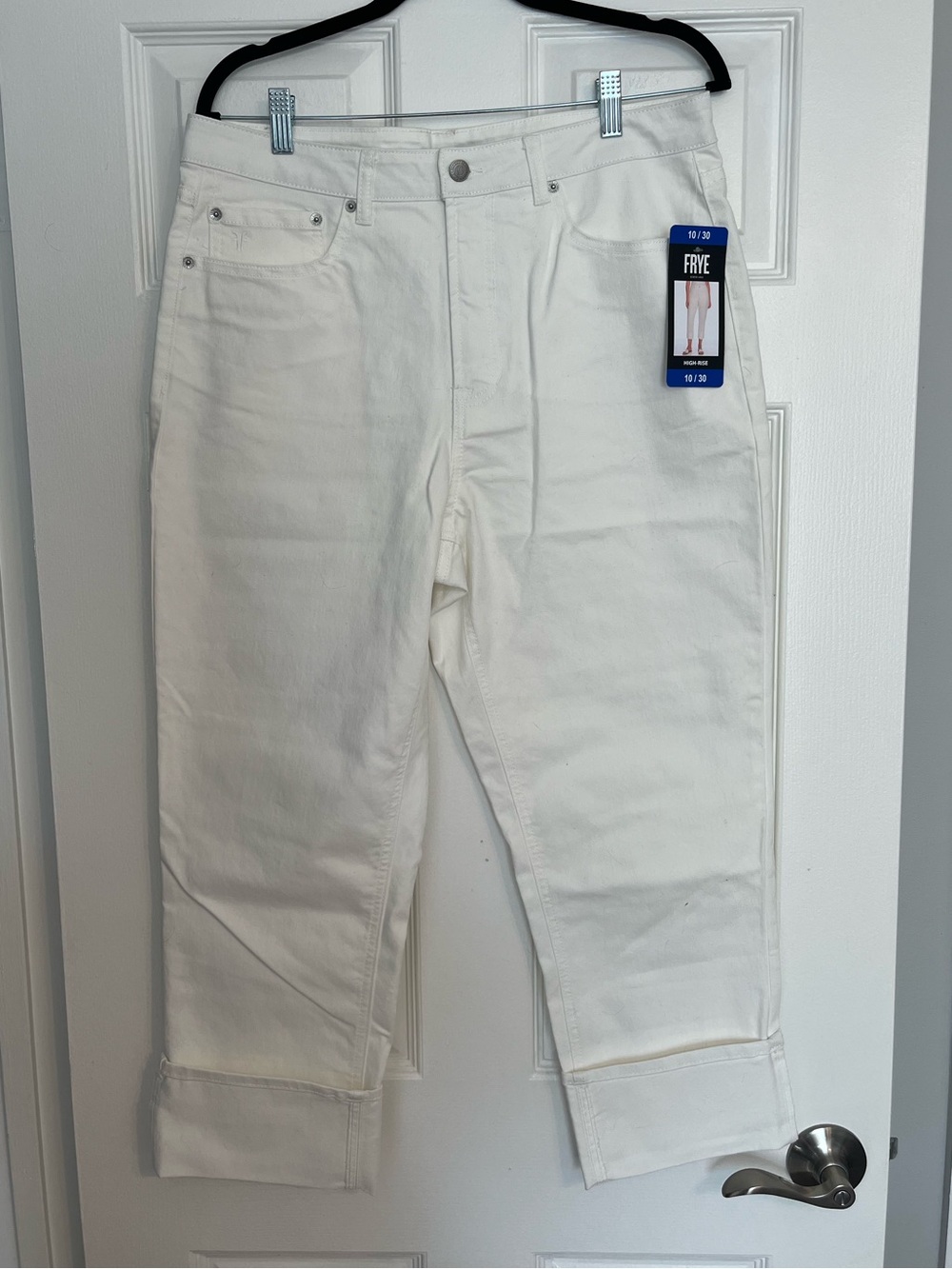 NWT Frye Women’s Off-White Straight-Leg Jeans